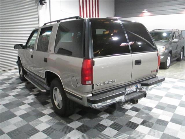 1999 GMC Yukon Unknown