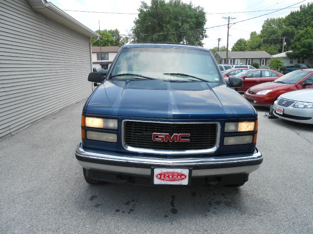 1999 GMC Yukon 4x4 Crew Cab LE