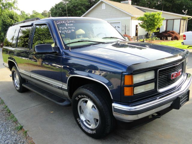 1999 GMC Yukon Wagon SE