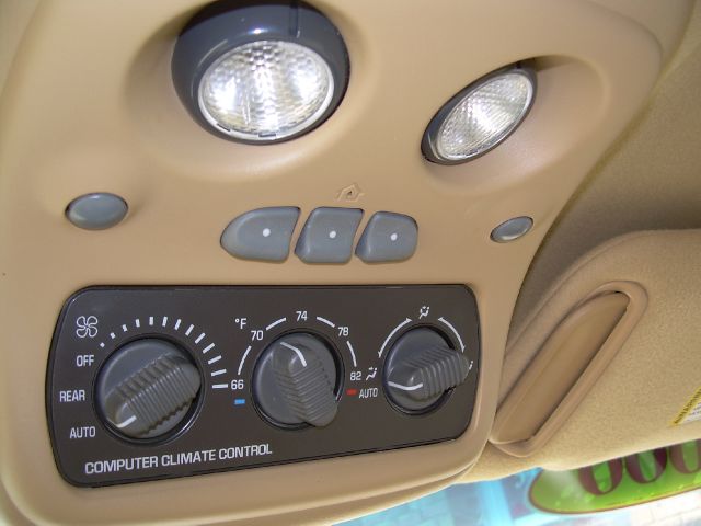 2000 GMC Yukon GXP