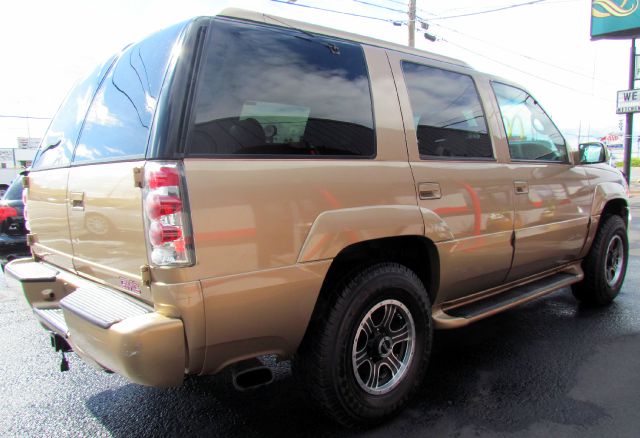 2000 GMC Yukon 4x4 Crew Cab LE