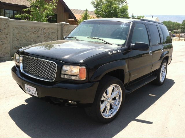 2000 GMC Yukon Base