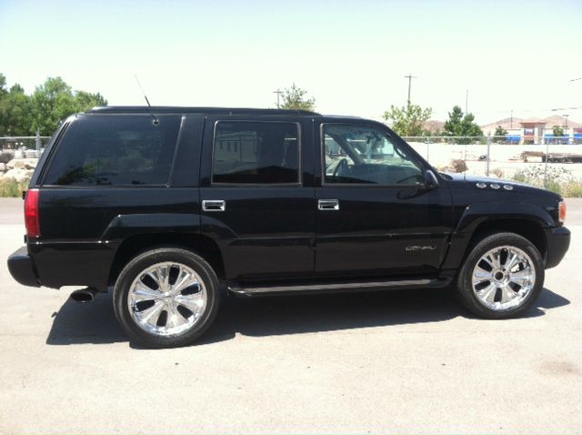 2000 GMC Yukon Base