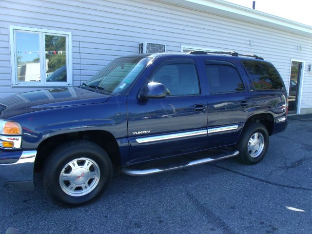 2000 GMC Yukon 4x4 Crew Cab LE