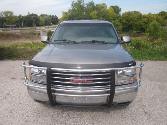 2000 GMC Yukon 4x4 Crew Cab LE