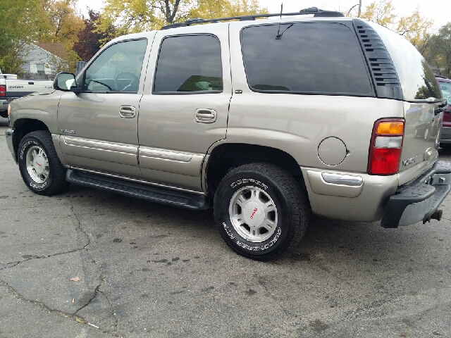 2001 GMC Yukon 4x4 Crew Cab LE