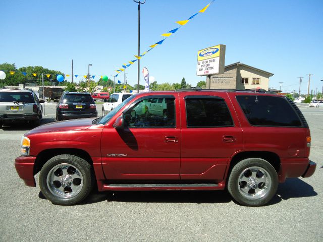 2001 GMC Yukon EX Sedan 4D