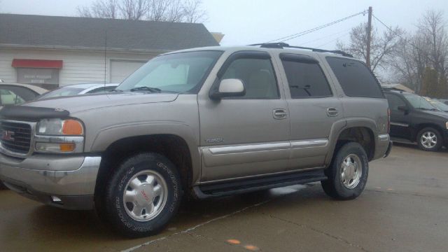 2001 GMC Yukon 4x4 Crew Cab LE