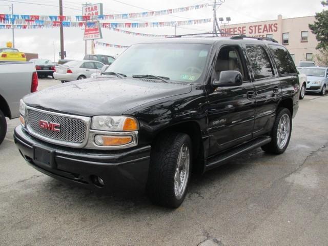 2001 GMC Yukon EX Sedan 4D