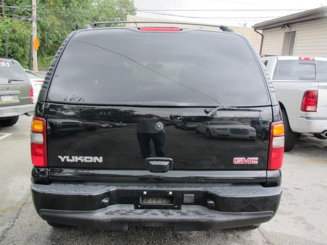 2001 GMC Yukon EX Sedan 4D