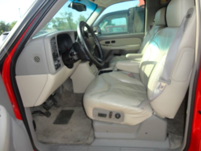 2002 GMC Yukon Ram 3500 Diesel 2-WD