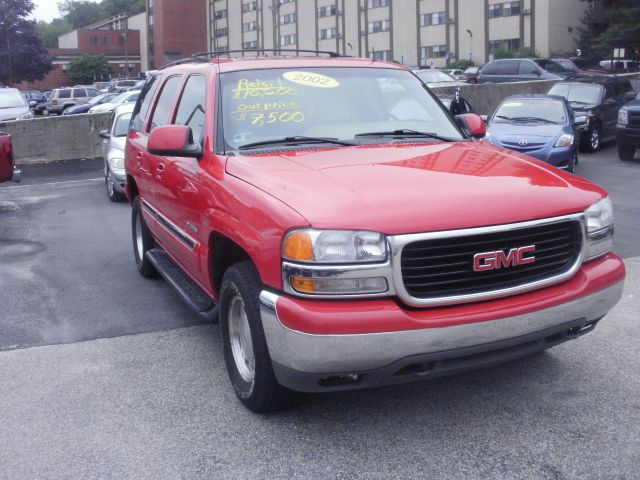 2002 GMC Yukon Ram 3500 Diesel 2-WD