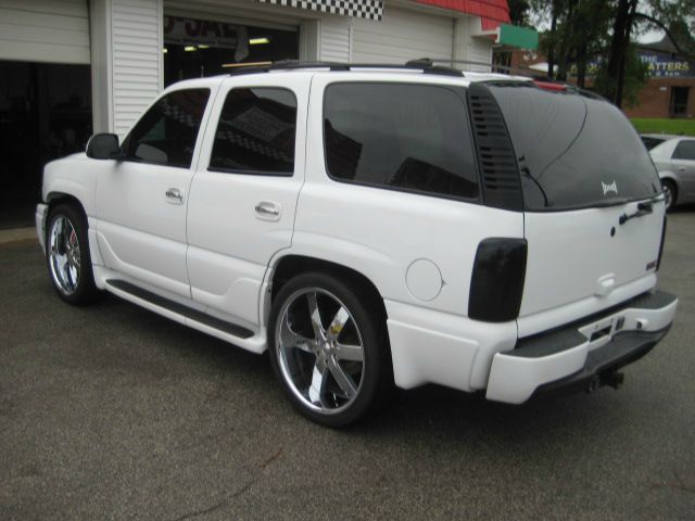 2002 GMC Yukon Base