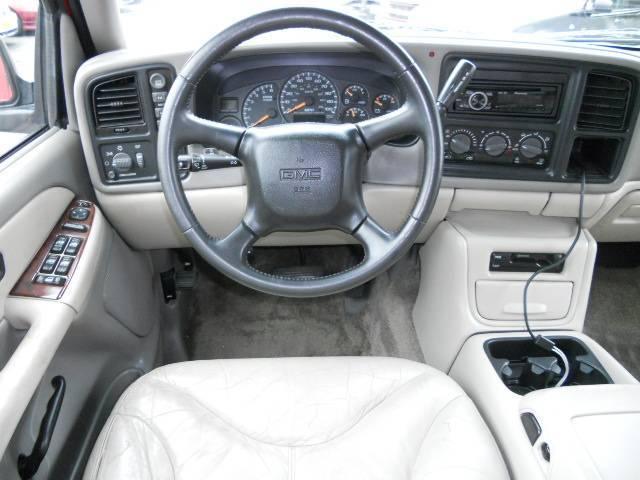 2002 GMC Yukon Unknown