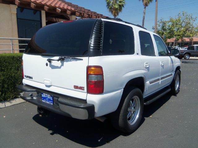 2002 GMC Yukon SLT