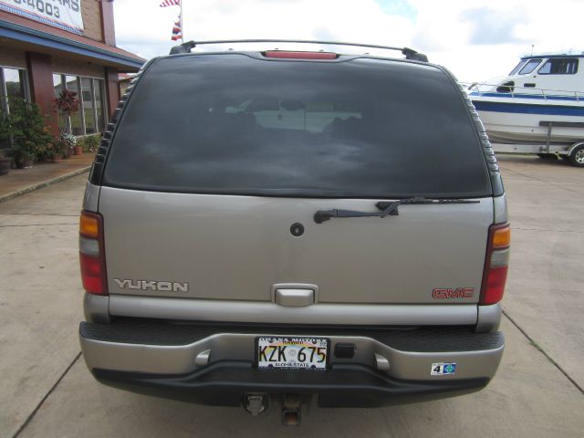 2002 GMC Yukon EX Sedan 4D