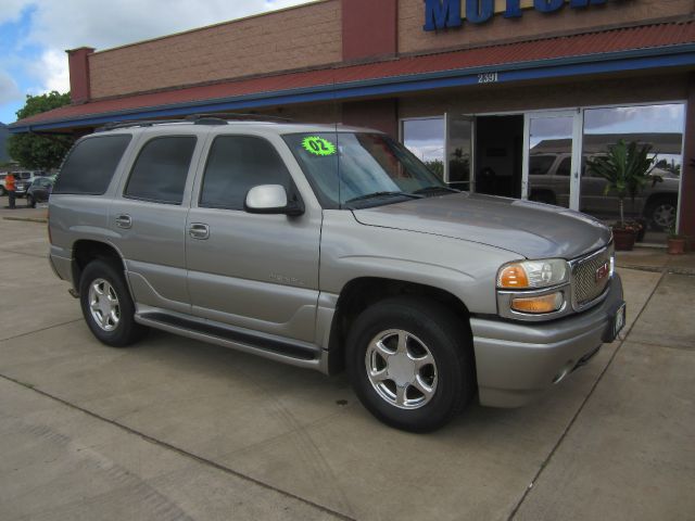 2002 GMC Yukon EX Sedan 4D