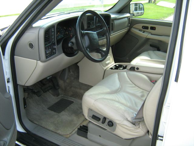 2002 GMC Yukon SLT