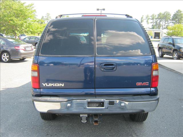 2002 GMC Yukon SLT