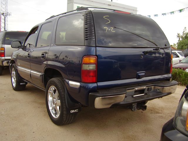 2002 GMC Yukon Ram 3500 Diesel 2-WD