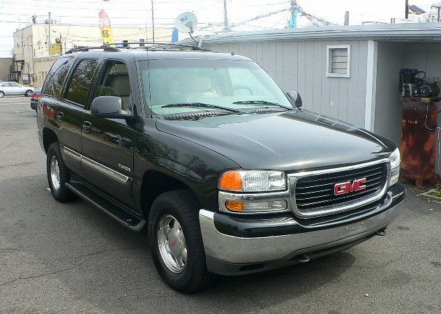 2002 GMC Yukon Ram 3500 Diesel 2-WD