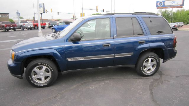 2002 GMC Yukon Ram 3500 Diesel 2-WD