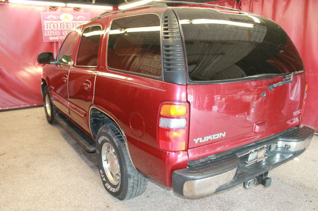 2002 GMC Yukon Ram 3500 Diesel 2-WD