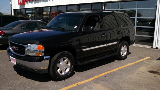 2002 GMC Yukon Autobahn