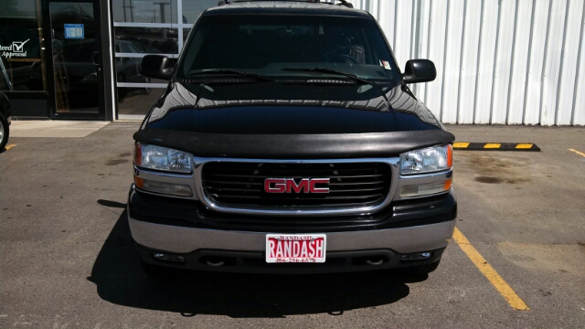 2002 GMC Yukon Autobahn