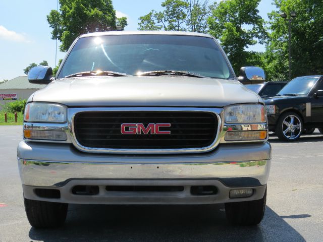 2003 GMC Yukon Ram 3500 Diesel 2-WD