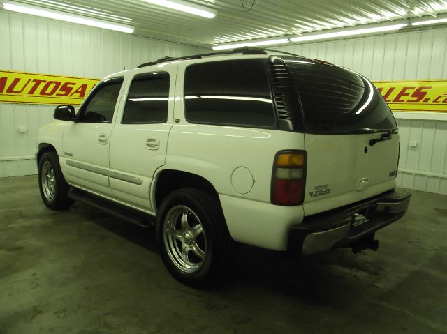 2003 GMC Yukon Ram 3500 Diesel 2-WD