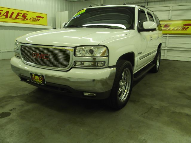 2003 GMC Yukon Ram 3500 Diesel 2-WD