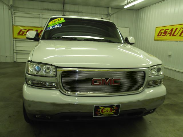 2003 GMC Yukon Ram 3500 Diesel 2-WD