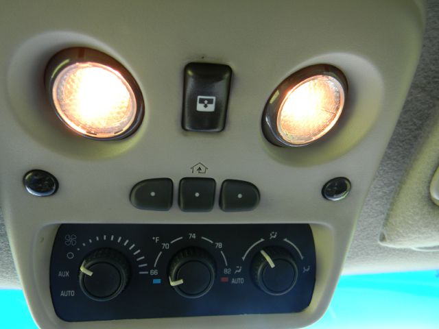 2003 GMC Yukon Base