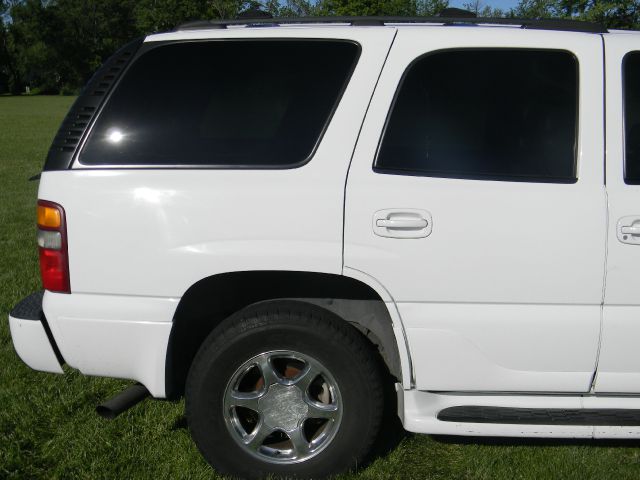 2003 GMC Yukon Base