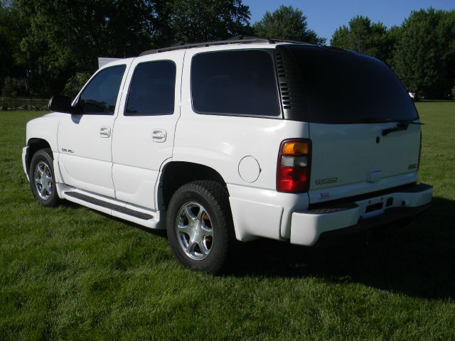 2003 GMC Yukon Base