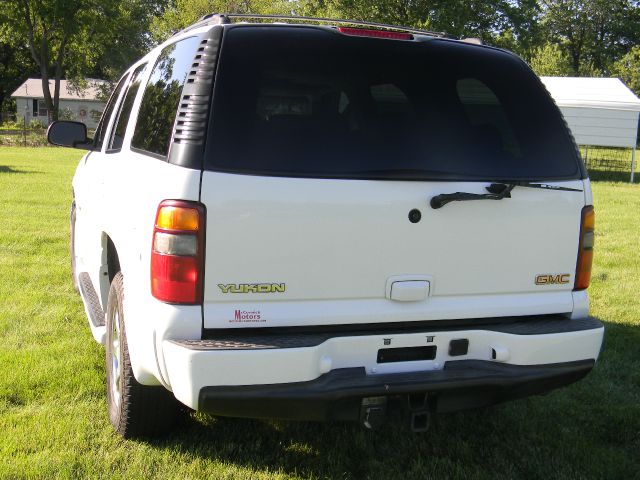 2003 GMC Yukon Base