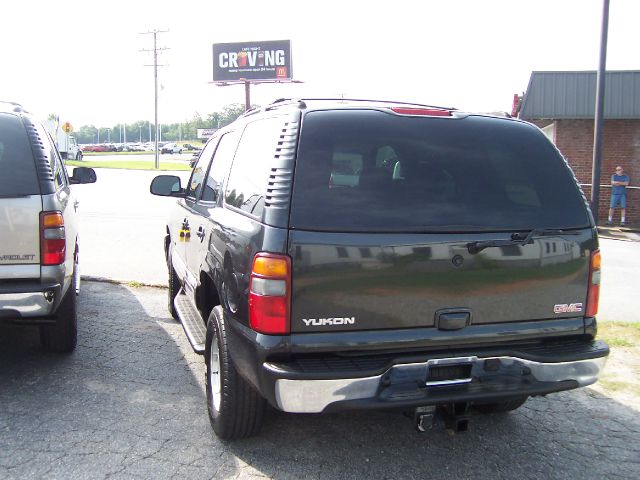 2003 GMC Yukon 4wd