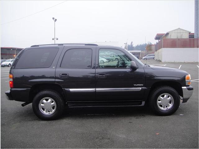 2003 GMC Yukon 4DR WGN I4 LX