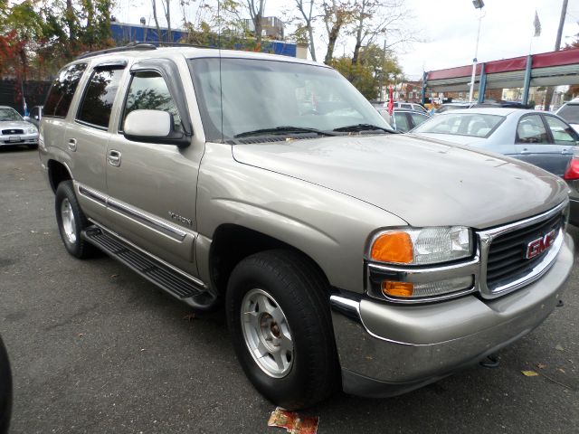 2003 GMC Yukon Ram 3500 Diesel 2-WD