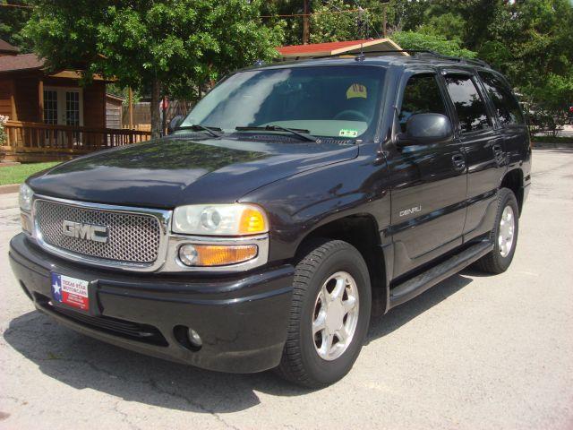 2003 GMC Yukon EX Sedan 4D