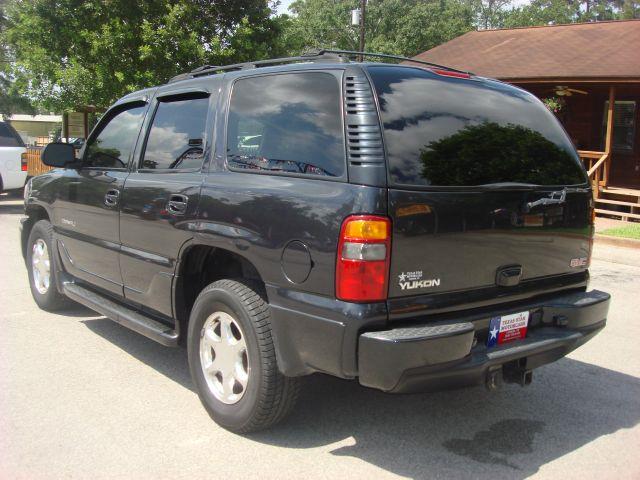 2003 GMC Yukon EX Sedan 4D