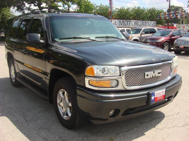 2003 GMC Yukon EX Sedan 4D