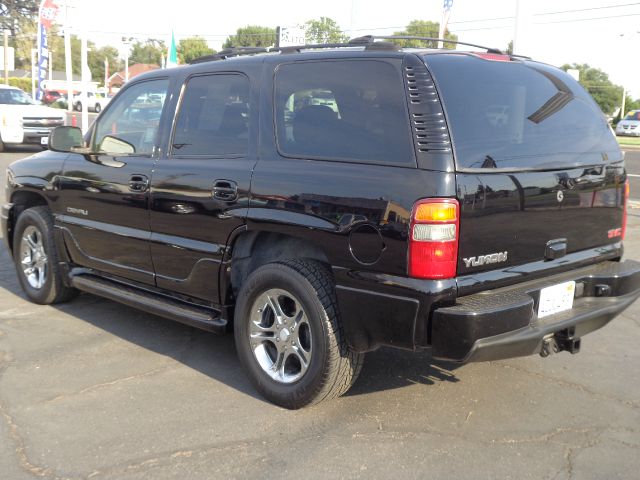 2003 GMC Yukon Base