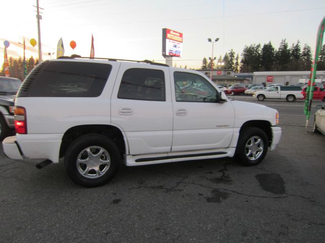 2003 GMC Yukon Base