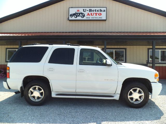 2003 GMC Yukon EX Sedan 4D