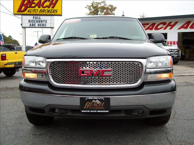 2003 GMC Yukon SLT