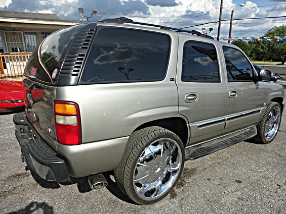 2003 GMC Yukon 4wd