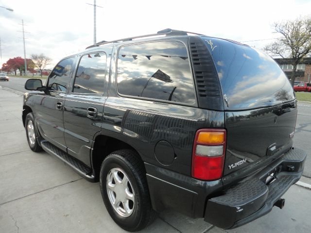 2003 GMC Yukon Base