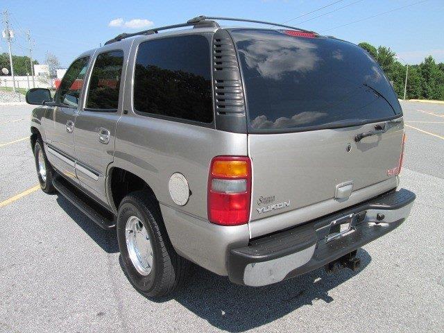 2003 GMC Yukon SLT